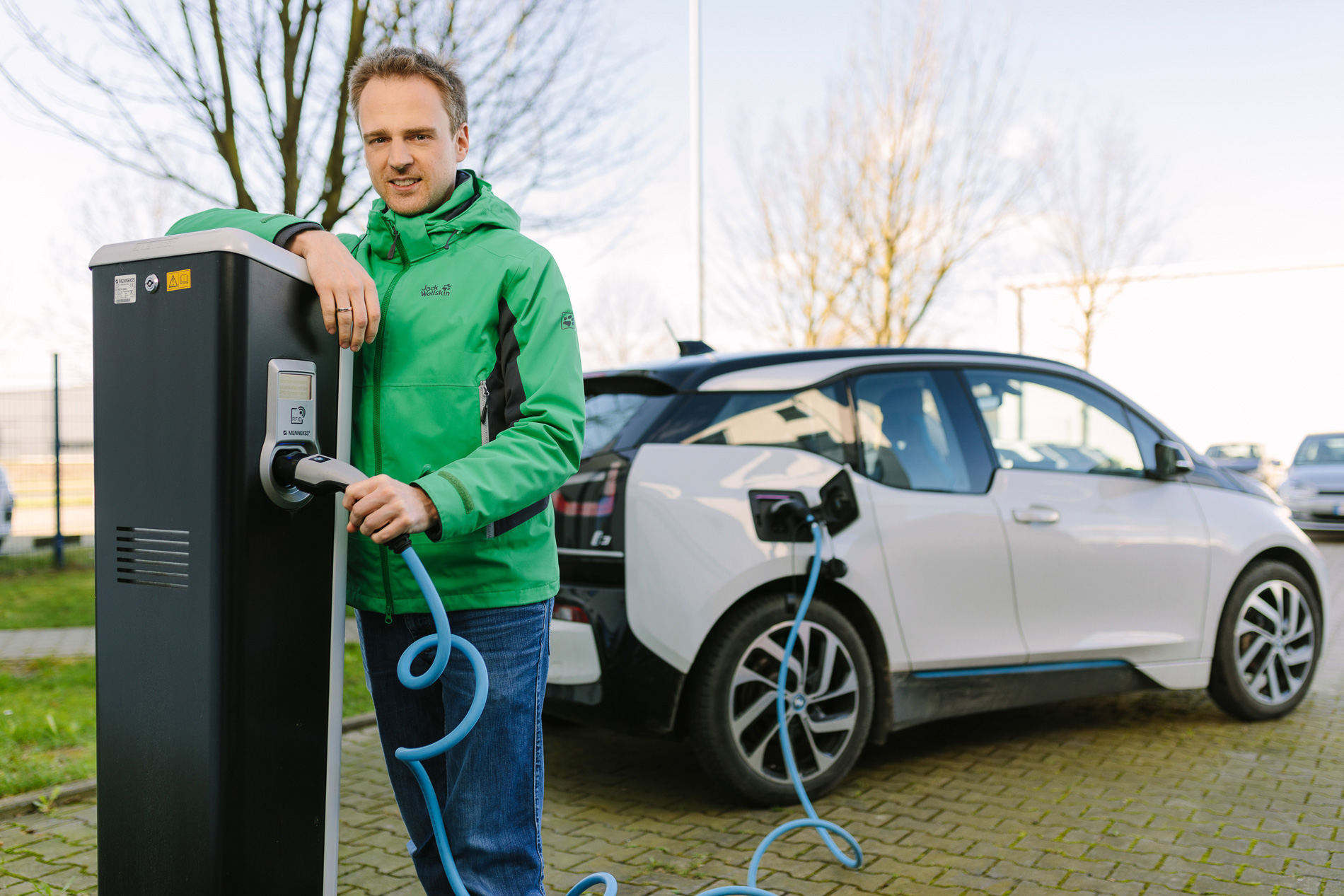 Zwei E-Autos stehen in unserem Firmenwagenpool zur Verfügung